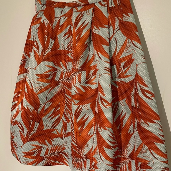 H&M Floral pleated Skirt - Picture 5 of 9